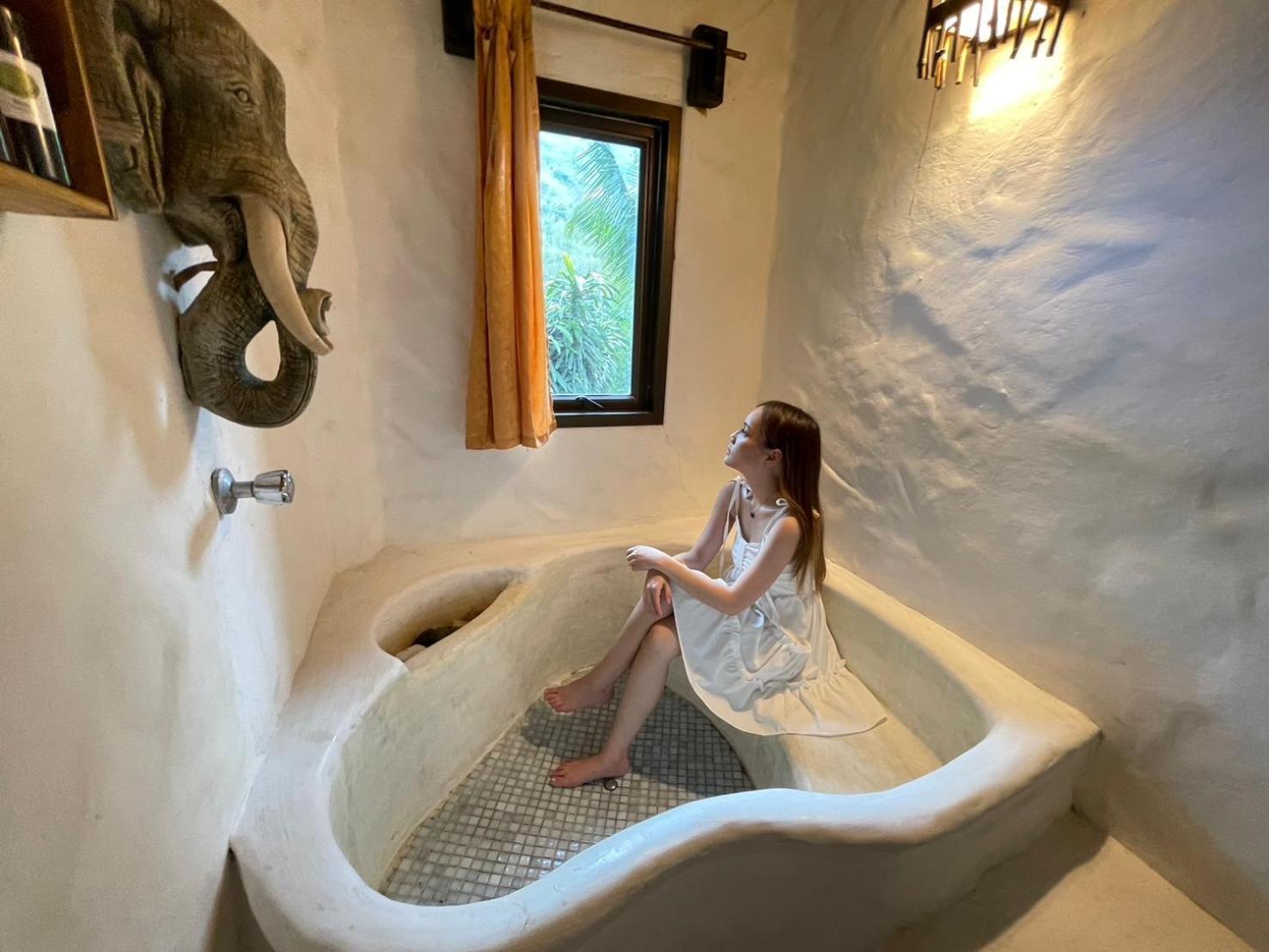 The Hub Erawan Resort Чонг-Садао Экстерьер фото